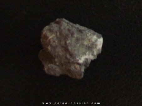 METEORITE CARBONNEE ALLENDE (3)