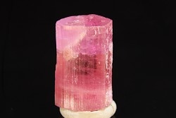 Tourmaline  rubellite - Pala, Californie - USA