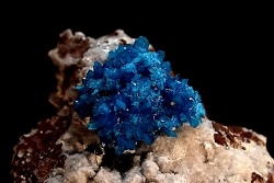Cavansite sur stilbite - Wagholi, Poona, Maharashtra, Inde