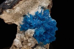 Pentagonite sur stilbite - Wagholi, Poona, Maharashtra, Inde