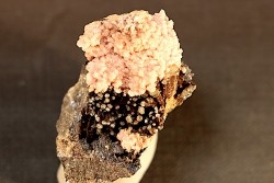 Rhodochrosite quartz and goethite - Chihuahua, Mexico