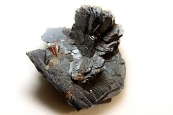 Hematite et rutile  - Cavradi, Val Curnera, Grisons, Suisse