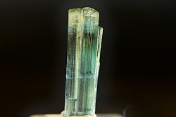 Tourmaline Elbaïte indigolite - Lavra de Sapo, Ferruginha, Minas Gerais – Brésil