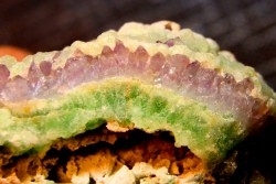 AMETHYSTE et FLUORITE botryoidale- Nancy Hanks Claim  Mesa Co., Colorado -USA
