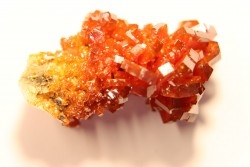 VANADINITE sur BARYTE// Mibladen, Morocco
