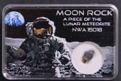 Météorite: Lunar bréche feldspath - NWA 15018