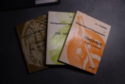 Ch. Pomerol - Stratigraphie et Paleogeographie - 3 volumes: PRECAMBRIEN, ERE PALEOZOIQUE - ERE MESOZOIQUE - ERE CENOZOIQUE