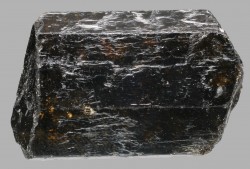 Tourmaline DRAVITE biterminé du Népal