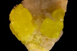 Souffre sur Calcite - Caltanissetta, Sicile, ITALIE