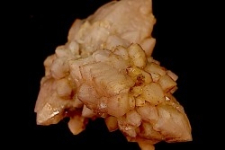 Quartz rose - région d'Aouli, Maroc