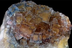 fluorite  La Barre- puit de Dome - France