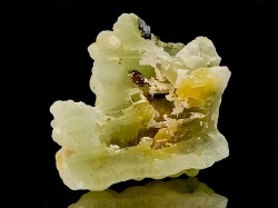Périmorphose de prehnite après anhydride  Bindougou, Diakon, Kayes, Mali