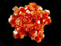 VANADINITE sur BARYTE// Mibladen, Morocco