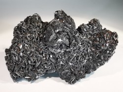 Hematite - mine de Faucogney  Saphoz, haute Saone, France