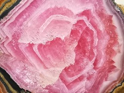 Rhodochrosite  Mina Capillitas, Andalgala, ARGENTINE