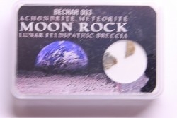 MOON ROCK: Lunar feldspath breccia - Bechar003