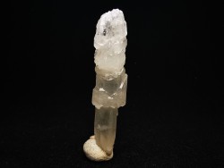 Quartz à croissance interrompue – Dalnegorsk, Russie