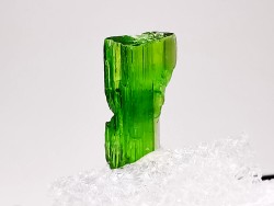 Tremolite chromifere de Tanzanie