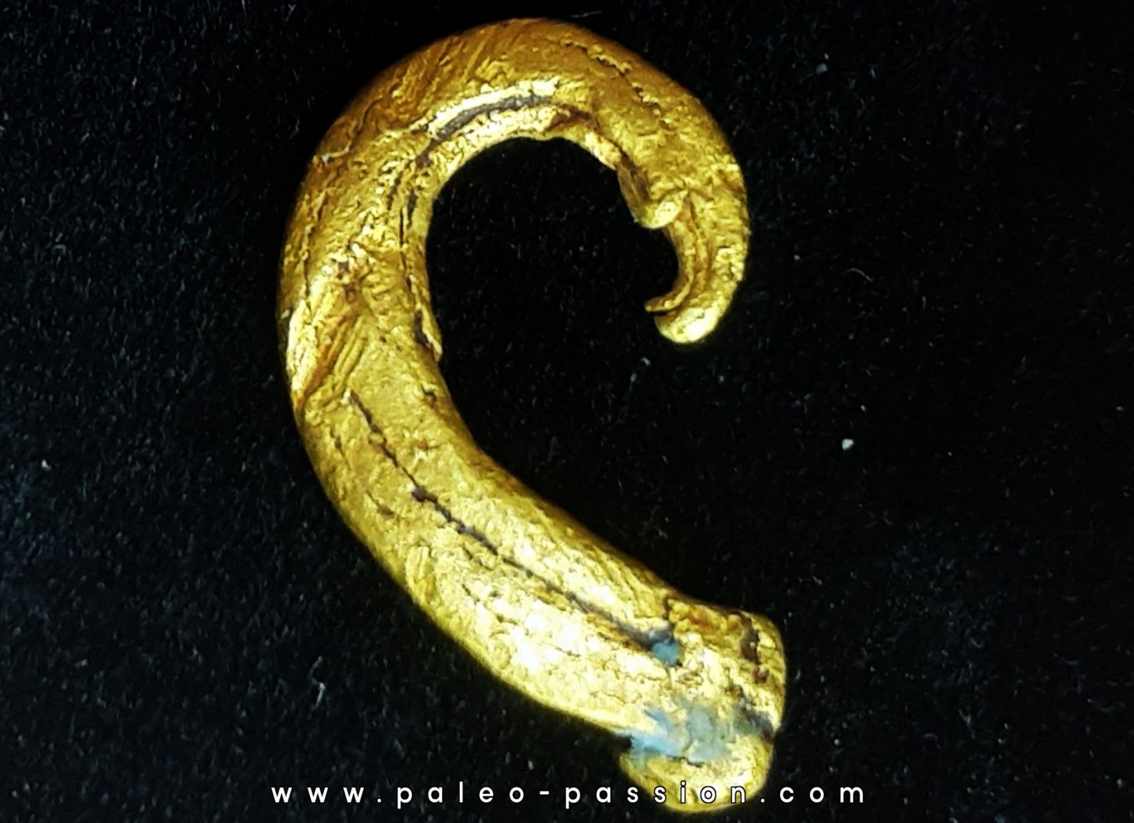 native gold  - crosse d’évêque - Colombia