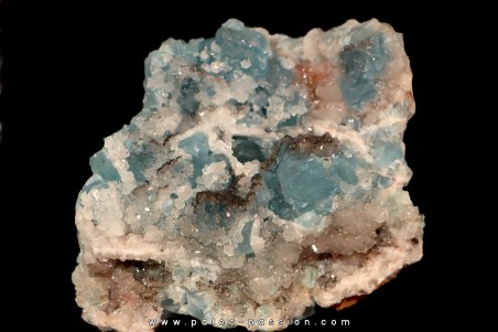Blue Fluorite and quartz  En Bournegade - TARN - FRANCE