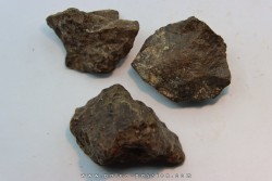 lot de 3 METEORITES CHONDRITE ORDINAIRE NWA